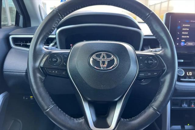 2024 Toyota Corolla Cross XLE