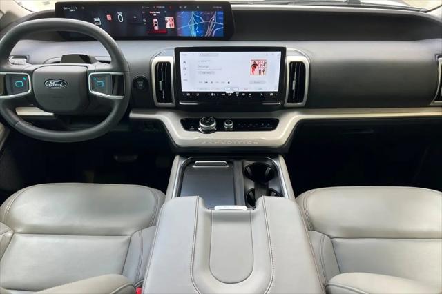 2025 Ford Expedition Active MAX