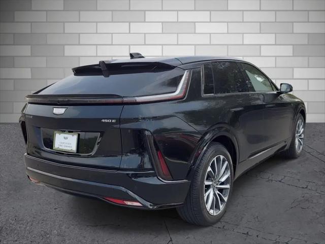 2024 Cadillac iQ Sport w/1SK
