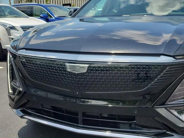 2024 Cadillac iQ Sport w/1SK