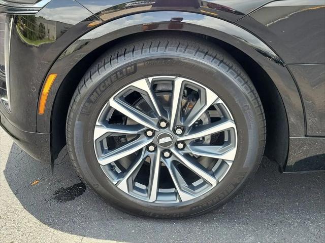 2024 Cadillac iQ Sport w/1SK