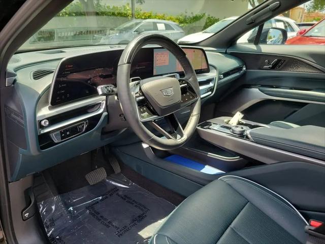 2024 Cadillac iQ Sport w/1SK