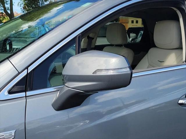 2023 Cadillac XT5 FWD Premium Luxury