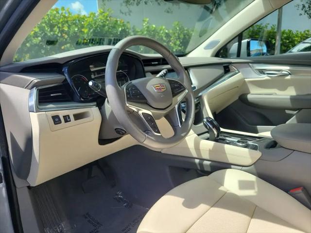 2023 Cadillac XT5 FWD Premium Luxury