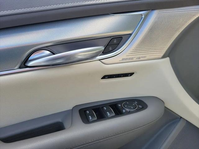 2023 Cadillac XT5 FWD Premium Luxury