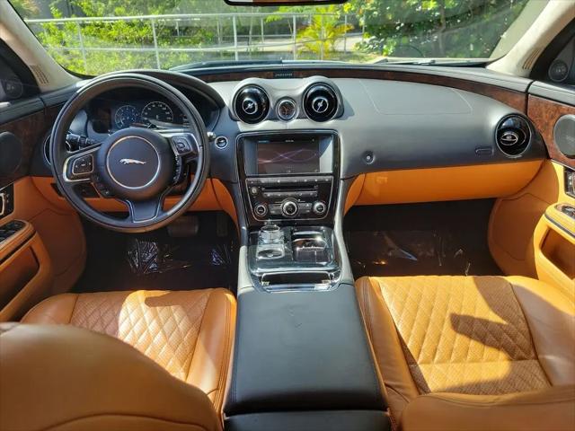 2016 Jaguar XJ XJL Portfolio