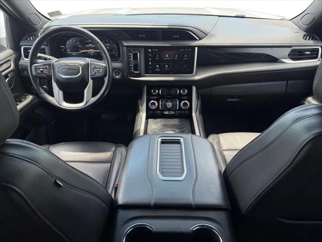 2022 GMC Yukon 4WD Denali