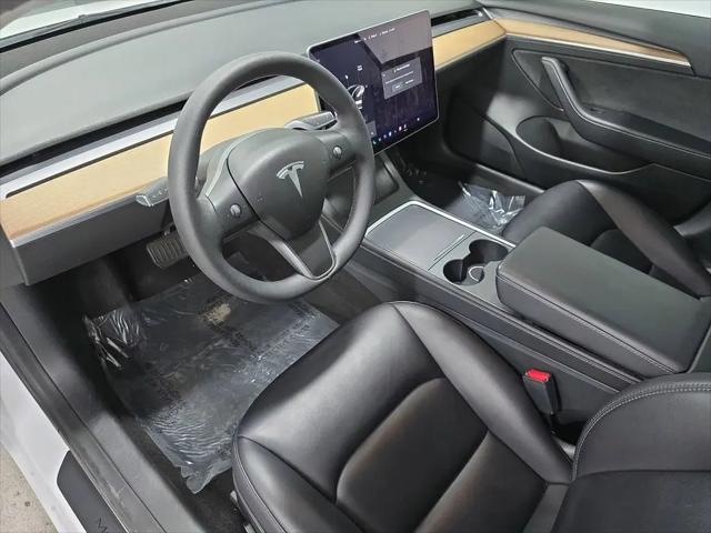 2022 Tesla Model 3 Rear-Wheel Drive