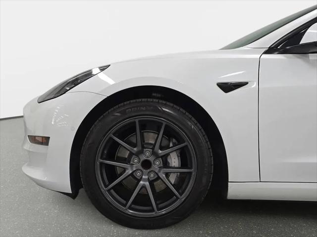 2022 Tesla Model 3 Rear-Wheel Drive