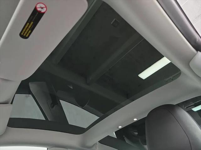 2022 Tesla Model 3 Rear-Wheel Drive