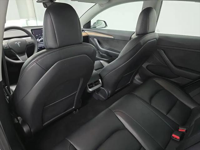 2022 Tesla Model 3 Rear-Wheel Drive
