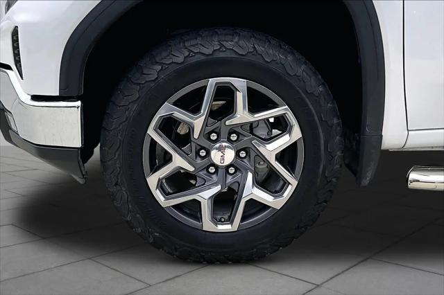 2022 GMC Sierra 1500 2WD Crew Cab Short Box SLT