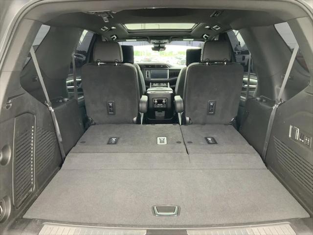2023 GMC Yukon 4WD Denali