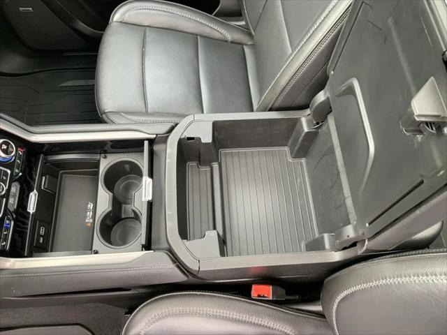 2023 GMC Yukon 4WD Denali