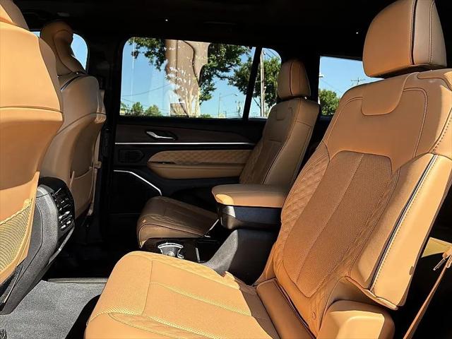 2023 Jeep Grand Cherokee L Summit 4x4