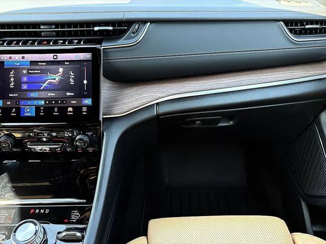 2023 Jeep Grand Cherokee L Summit 4x4