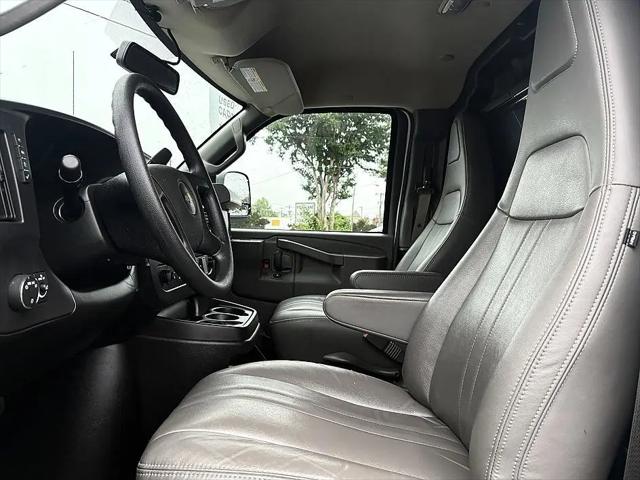 2025 Chevrolet Express Cargo Van RWD 2500 Extended Wheelbase WT