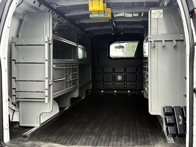 2025 Chevrolet Express Cargo Van RWD 2500 Extended Wheelbase WT