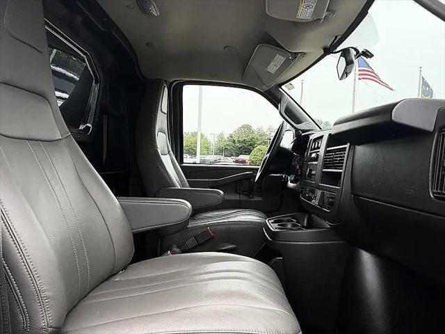 2025 Chevrolet Express Cargo Van RWD 2500 Extended Wheelbase WT