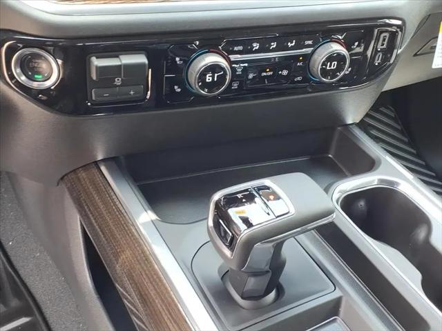2026 Chevrolet Silverado 1500 4WD Crew Cab Standard Bed LT