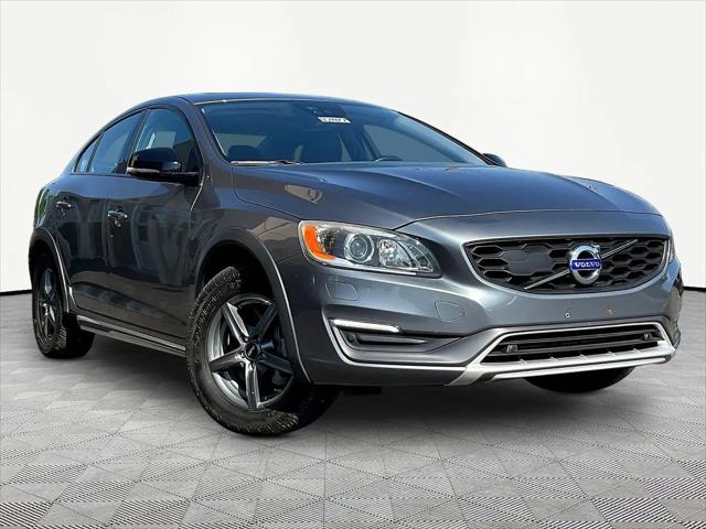 2016 Volvo S60 Cross Country T5 Platinum