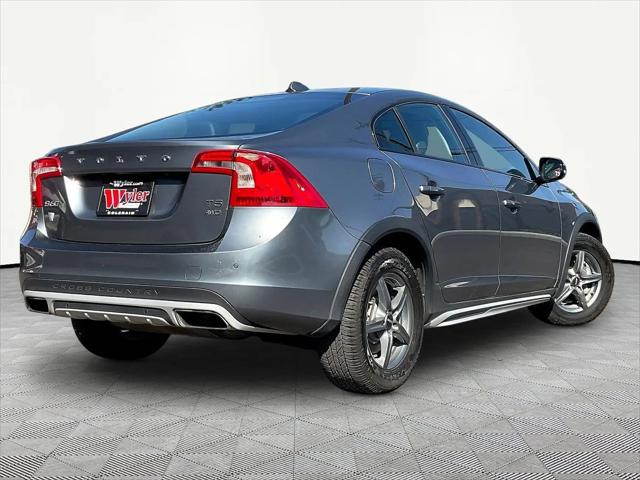 2016 Volvo S60 Cross Country T5 Platinum
