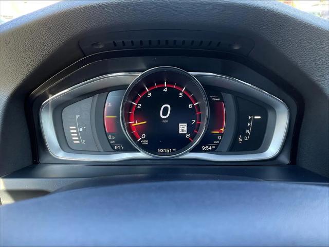 2016 Volvo S60 Cross Country T5 Platinum