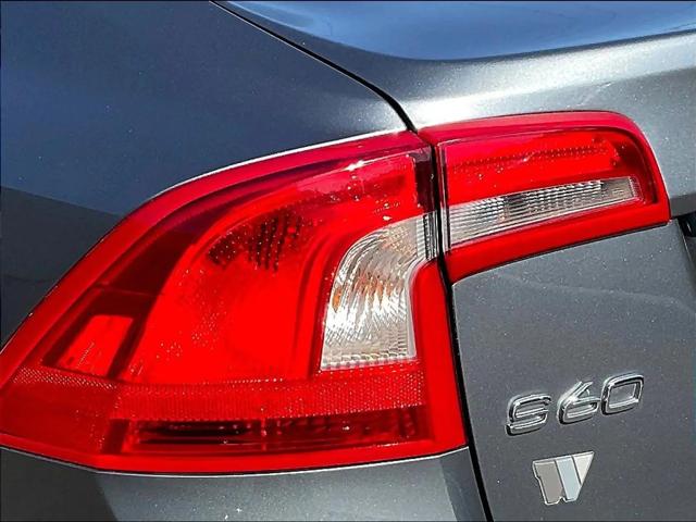 2016 Volvo S60 Cross Country T5 Platinum