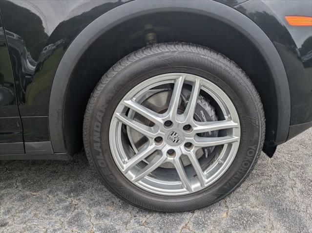 2016 Porsche Cayenne Cayenne