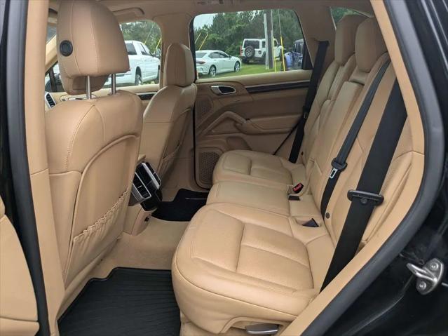2016 Porsche Cayenne Cayenne