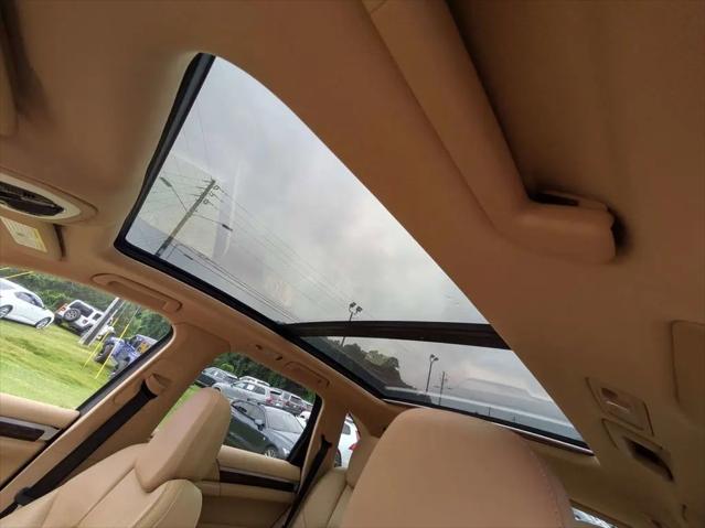 2016 Porsche Cayenne Cayenne