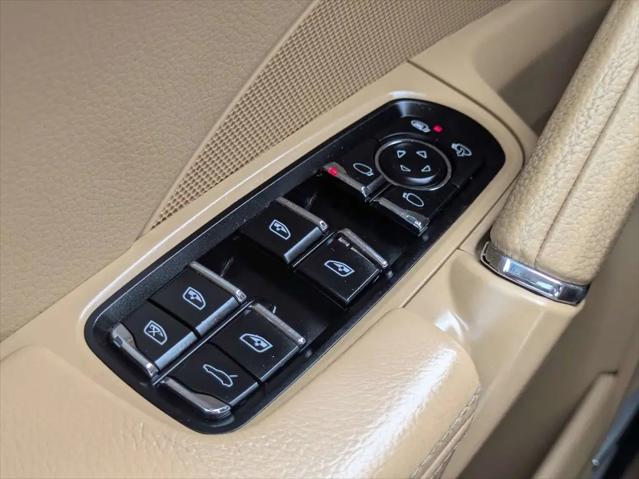 2016 Porsche Cayenne Cayenne