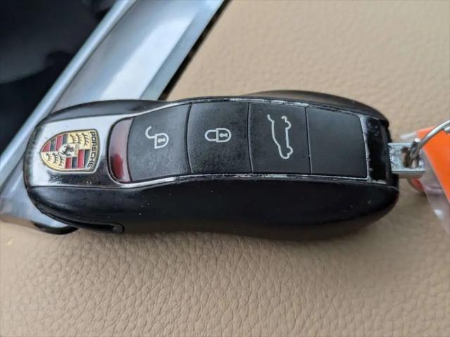 2016 Porsche Cayenne Cayenne