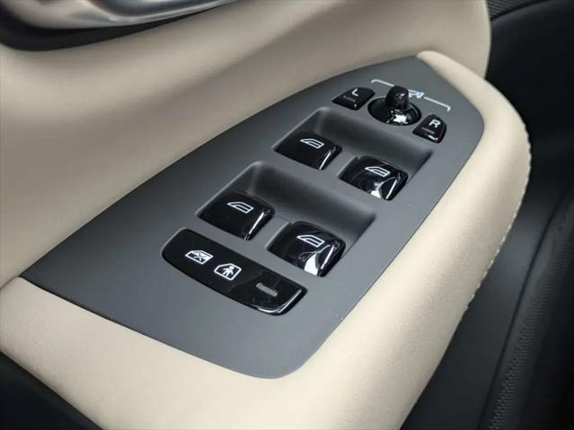 2026 Volvo XC90 Plus, B6 AWD Gas (mild hybrid), Gasoline, Bright, 7 Seats
