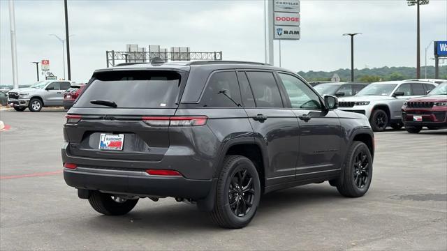 2026 Jeep Grand Cherokee Altitude 4x4