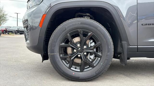 2026 Jeep Grand Cherokee Altitude 4x4