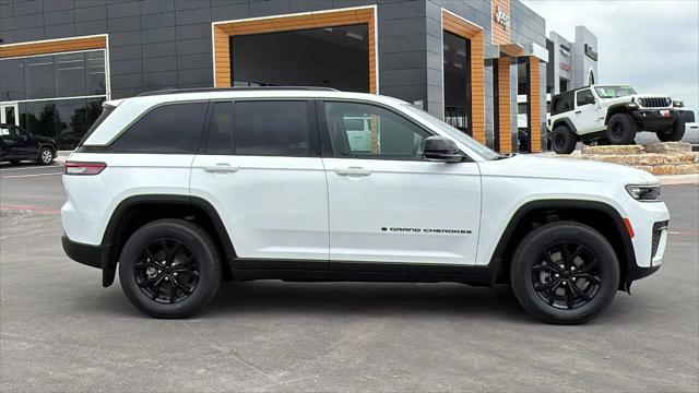 2026 Jeep Grand Cherokee Altitude 4x4