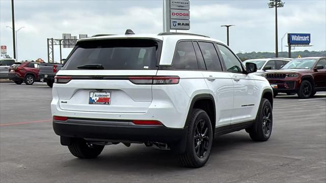 2026 Jeep Grand Cherokee Altitude 4x4