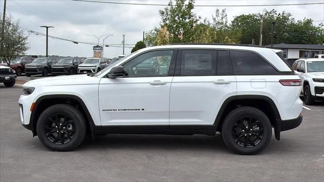 2026 Jeep Grand Cherokee Altitude 4x4