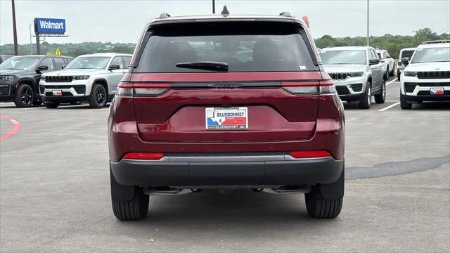 2026 Jeep Grand Cherokee Altitude 4x4
