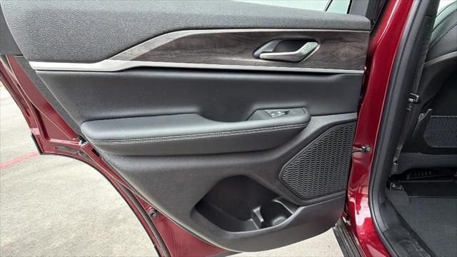 2026 Jeep Grand Cherokee Altitude 4x4