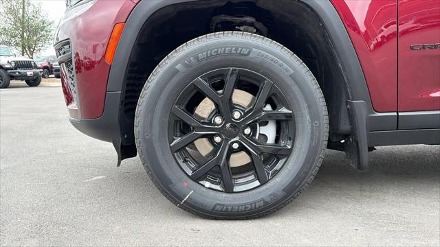 2026 Jeep Grand Cherokee Altitude 4x4