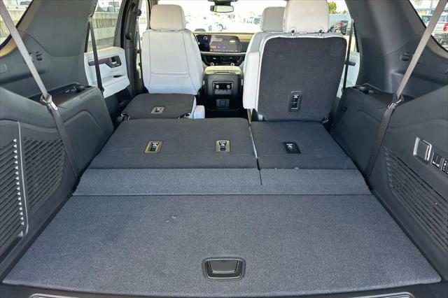 2026 Chevrolet Tahoe 4WD Premier