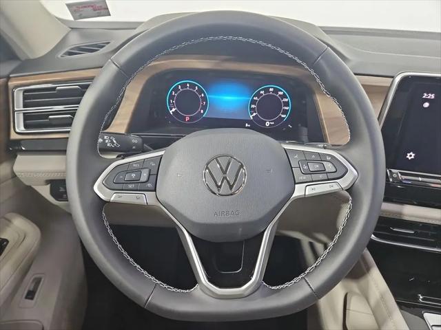 2026 Volkswagen Atlas SE with Technology