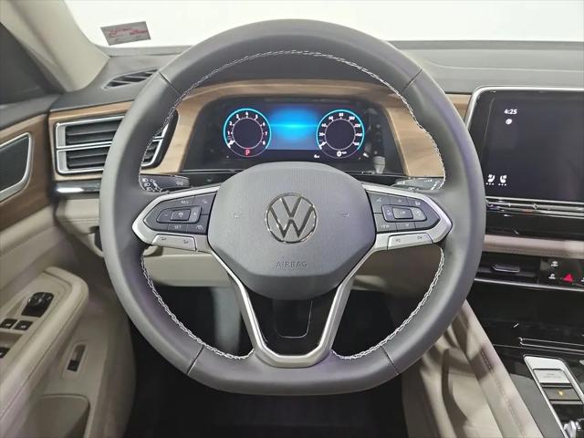 2026 Volkswagen Atlas SE with Technology