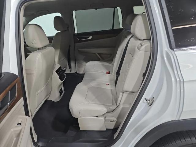 2026 Volkswagen Atlas SE with Technology