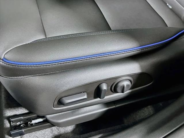 2026 Buick NV Sport Touring FWD