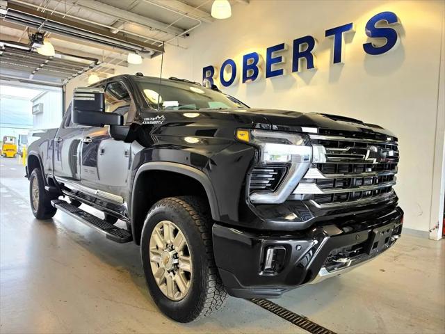 2024 Chevrolet Silverado 2500HD 4WD Crew Cab Standard Bed High Country