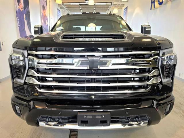 2024 Chevrolet Silverado 2500HD 4WD Crew Cab Standard Bed High Country