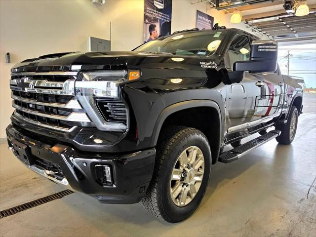 2024 Chevrolet Silverado 2500HD 4WD Crew Cab Standard Bed High Country